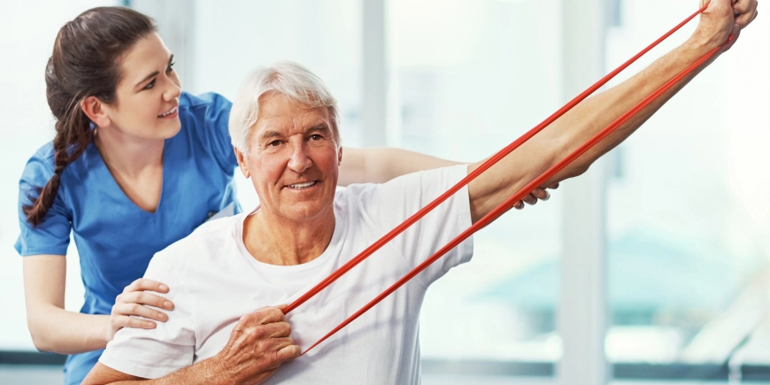 3 Ways RN Patient Advocates Can Help Navigate a Rehab Journey